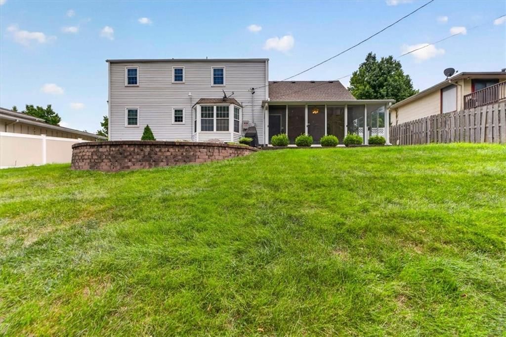 9704 Hardesty Avenue — photo 31