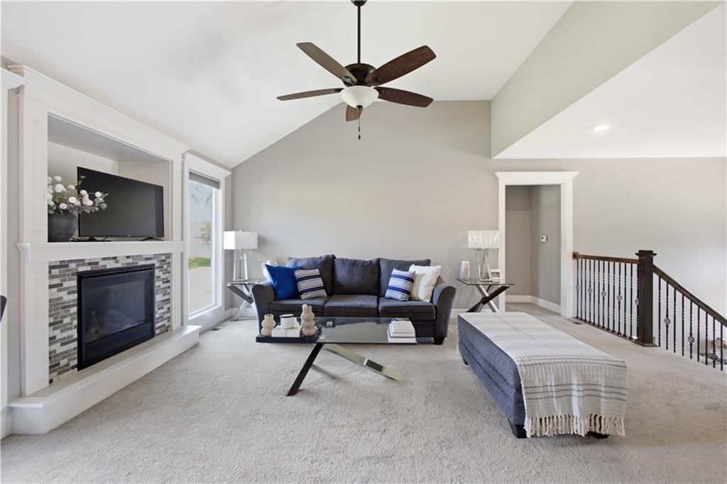 1300 Regency Drive — photo 11