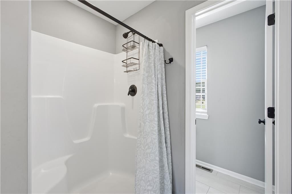 1300 Regency Drive — photo 17