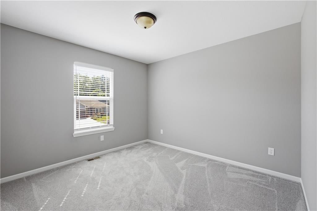 1300 Regency Drive — photo 22