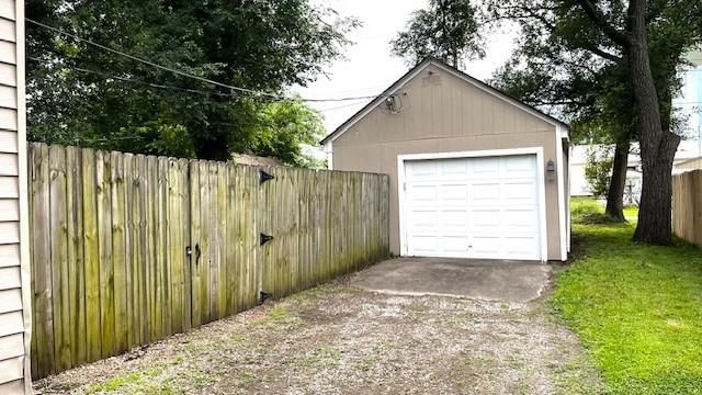 1116 N Cedar Street — photo 28