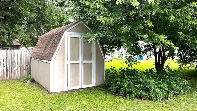 1116 N Cedar Street — photo 30