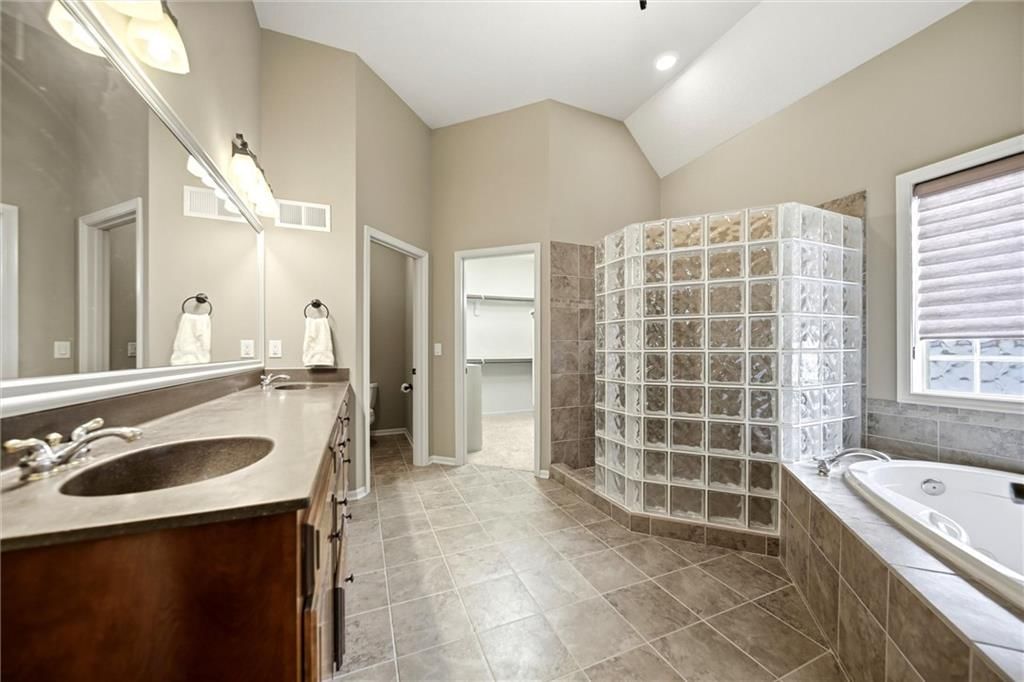10306 North Brooklyn Avenue — photo 15
