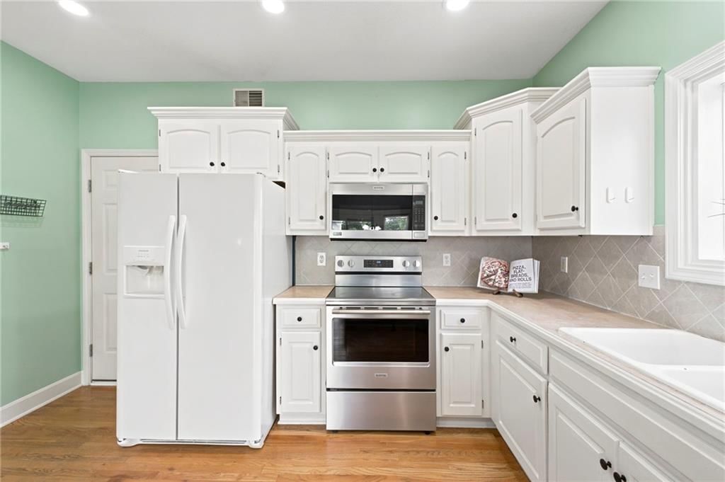 808 SW 33rd Street — photo 12