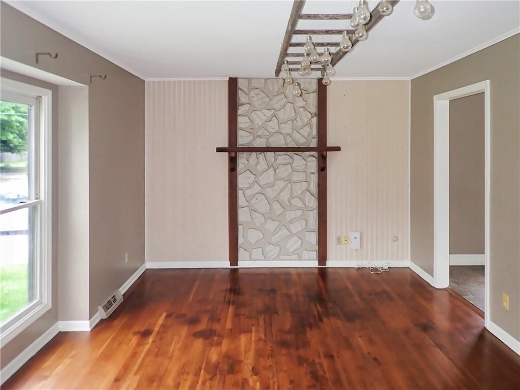 13327 Donnelly Avenue — photo 7