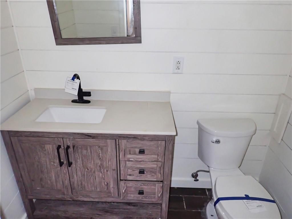 13327 Donnelly Avenue — photo 24
