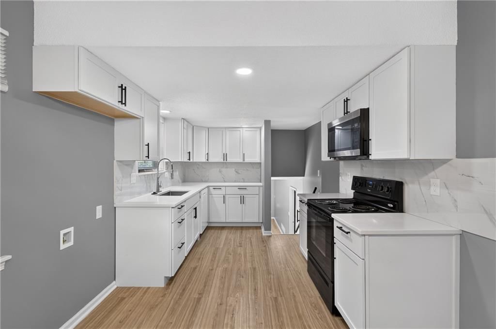 10739 Stark Avenue — photo 7