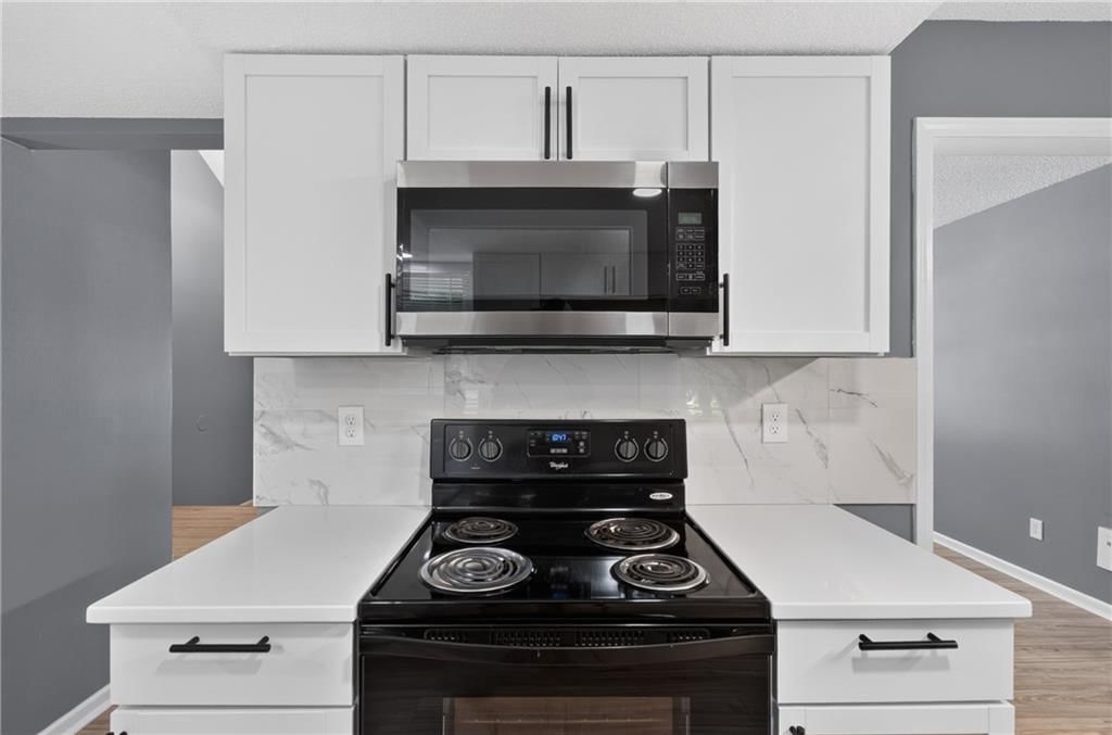 10739 Stark Avenue — photo 8
