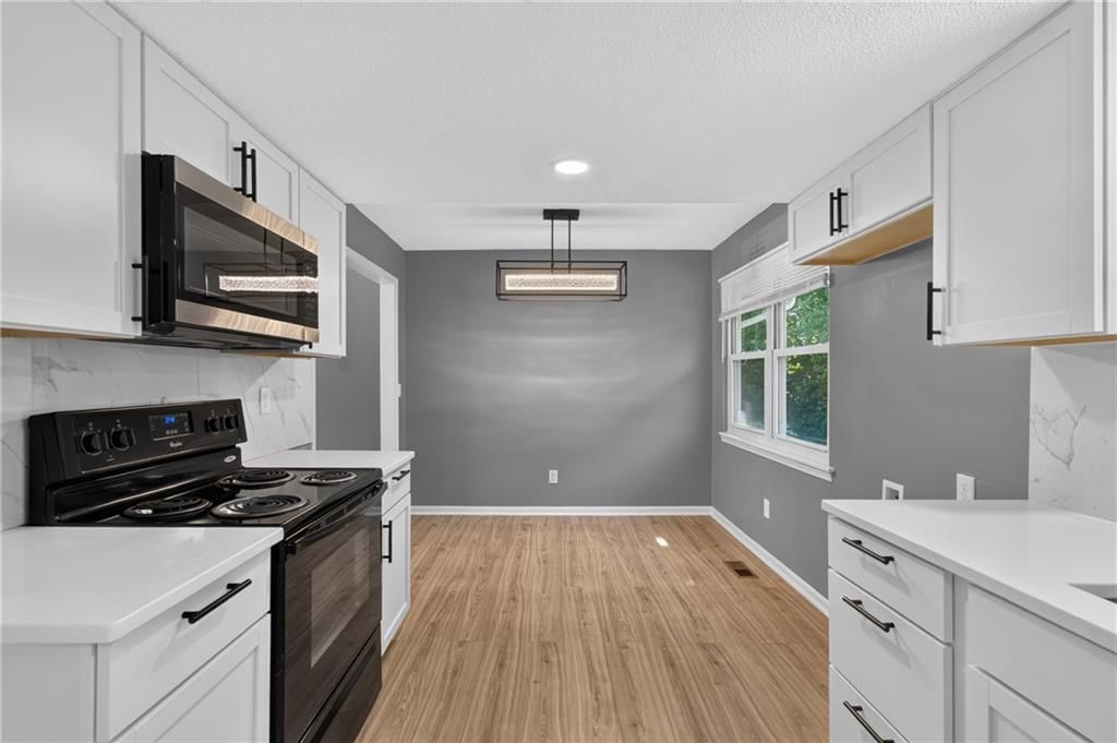 10739 Stark Avenue — photo 9