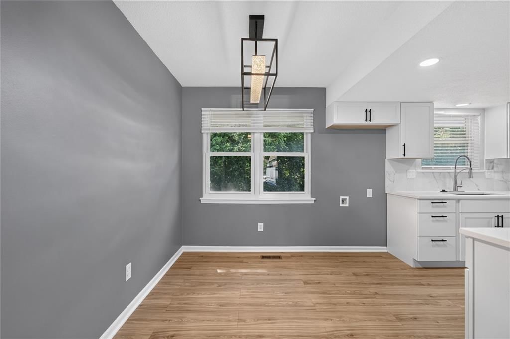 10739 Stark Avenue — photo 11