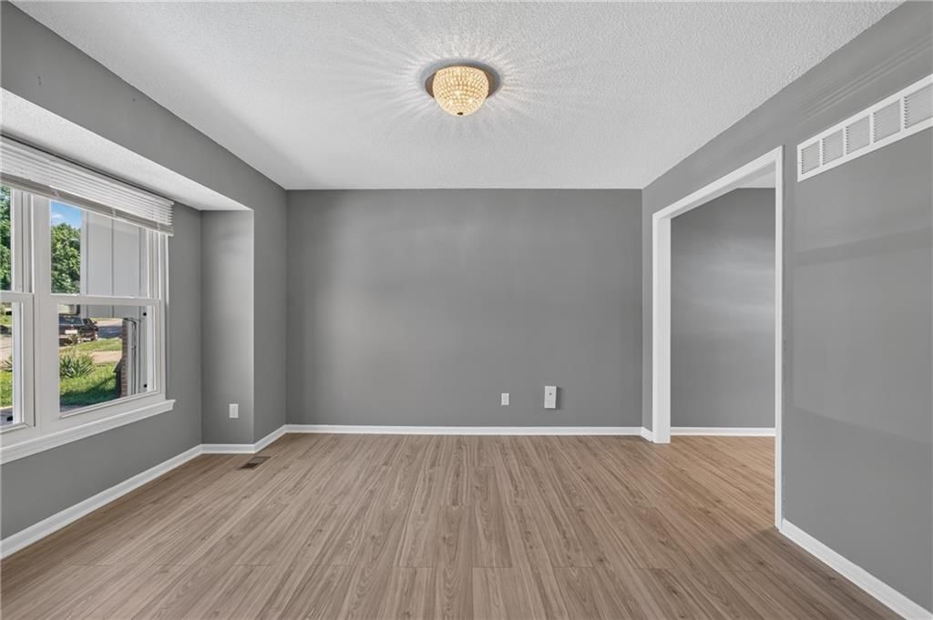 10739 Stark Avenue — photo 12