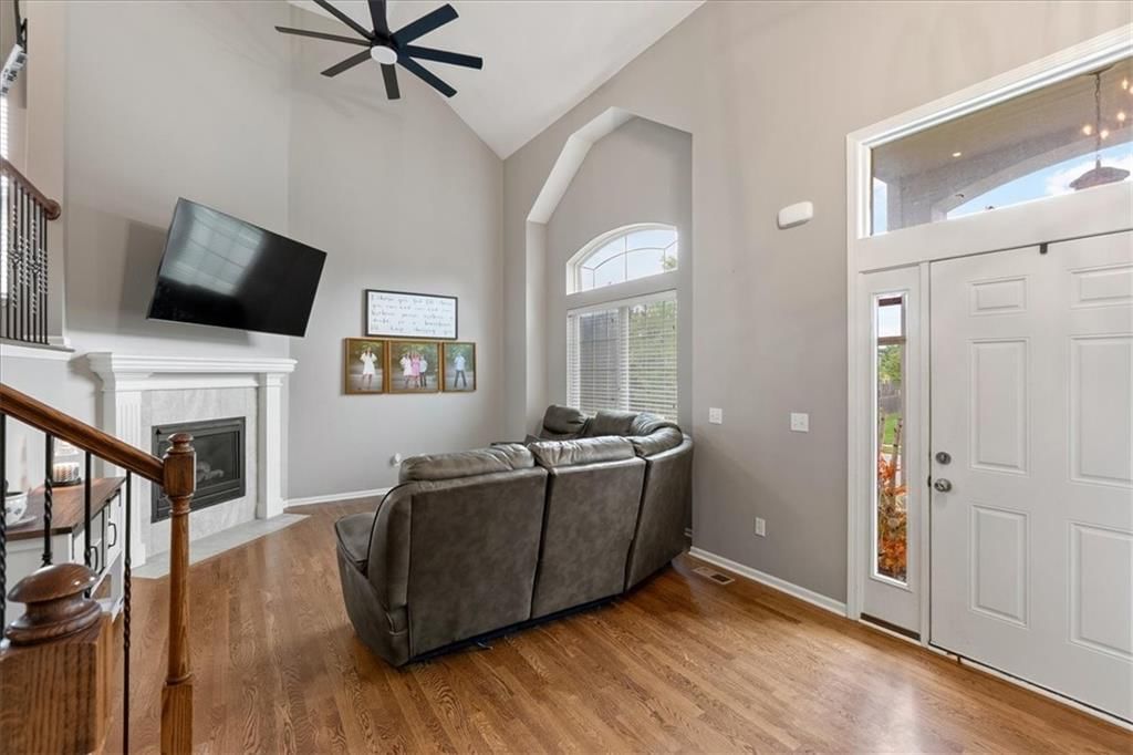 126 N Pecan Street — photo 4