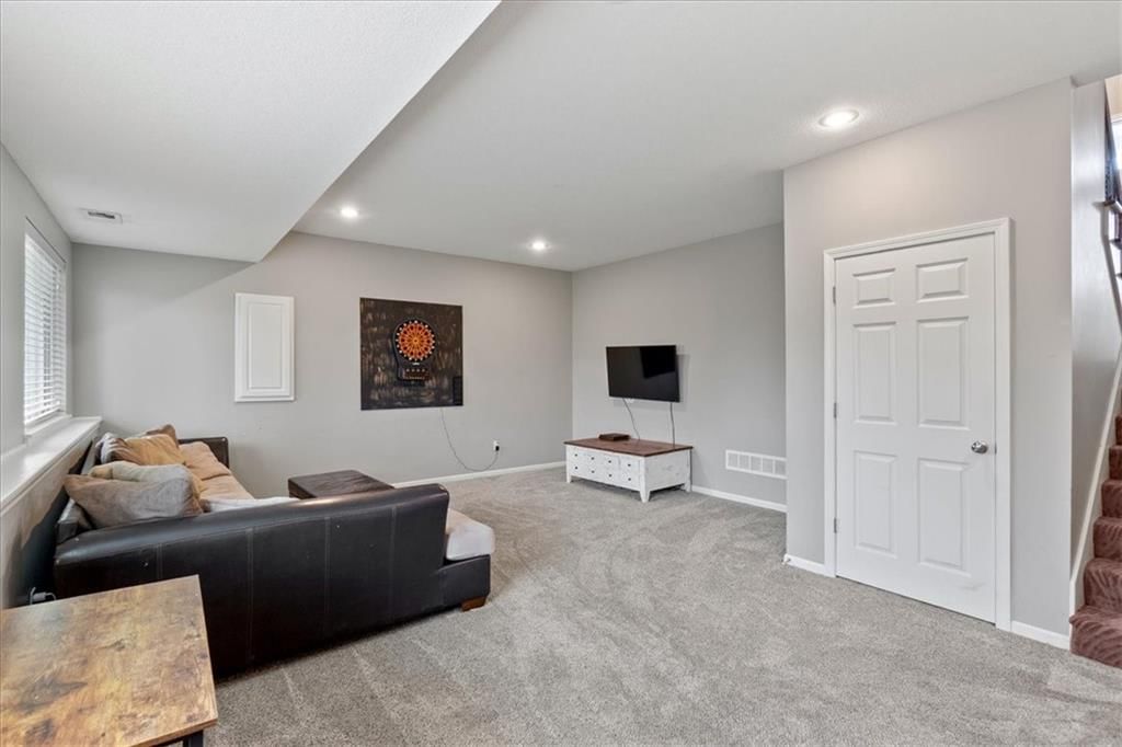 126 N Pecan Street — photo 21