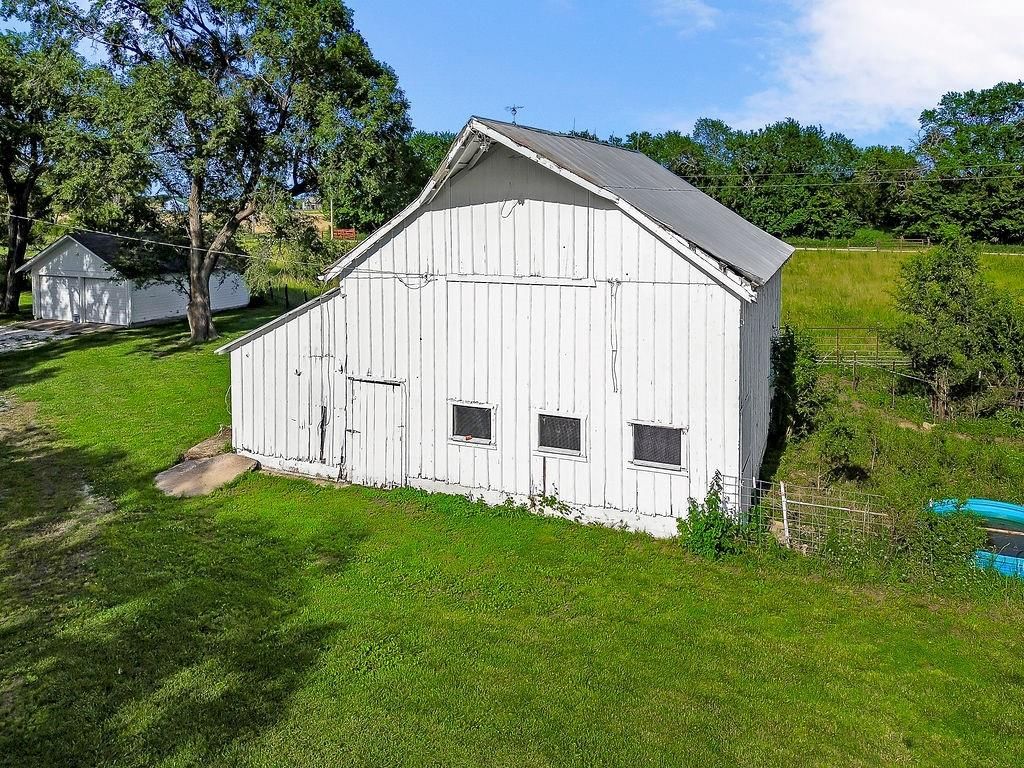 1945 N 900th Road — photo 13