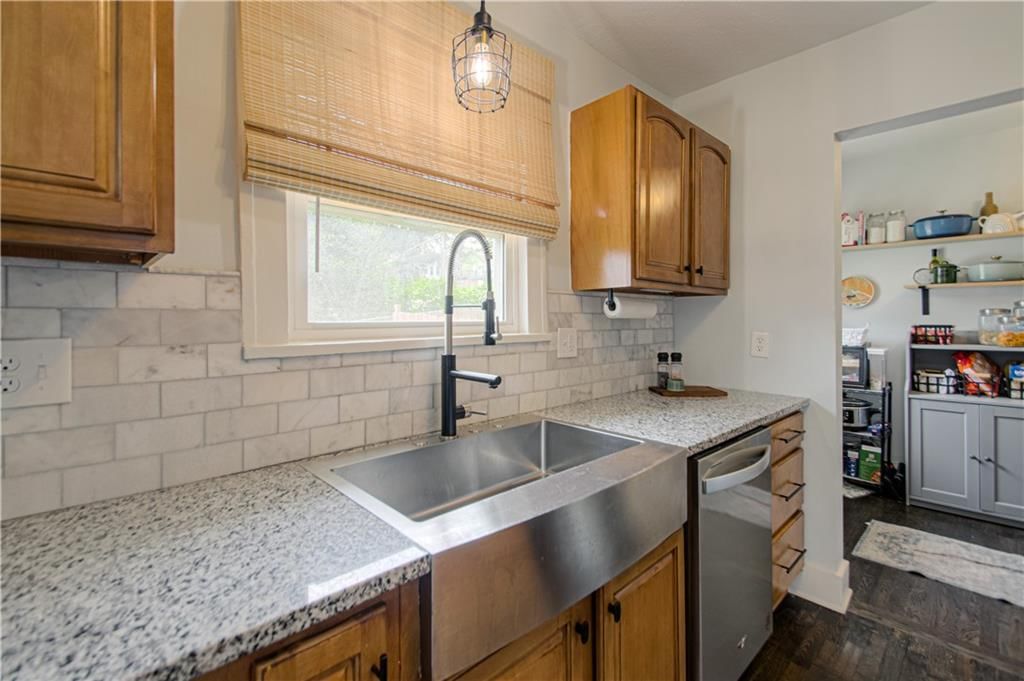346 Kensington Avenue — photo 11