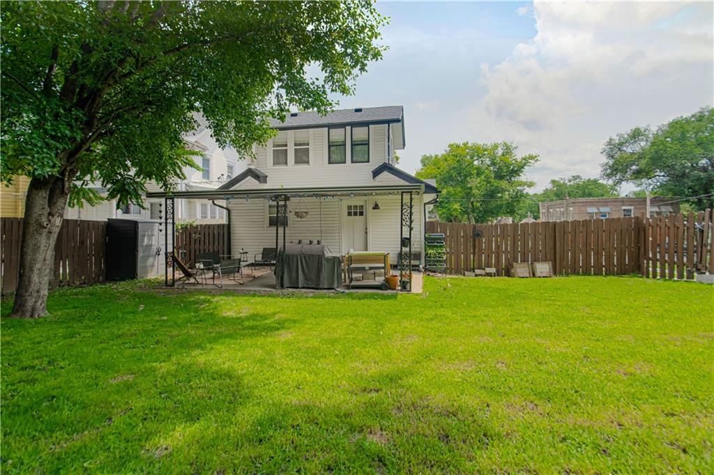 346 Kensington Avenue — photo 27