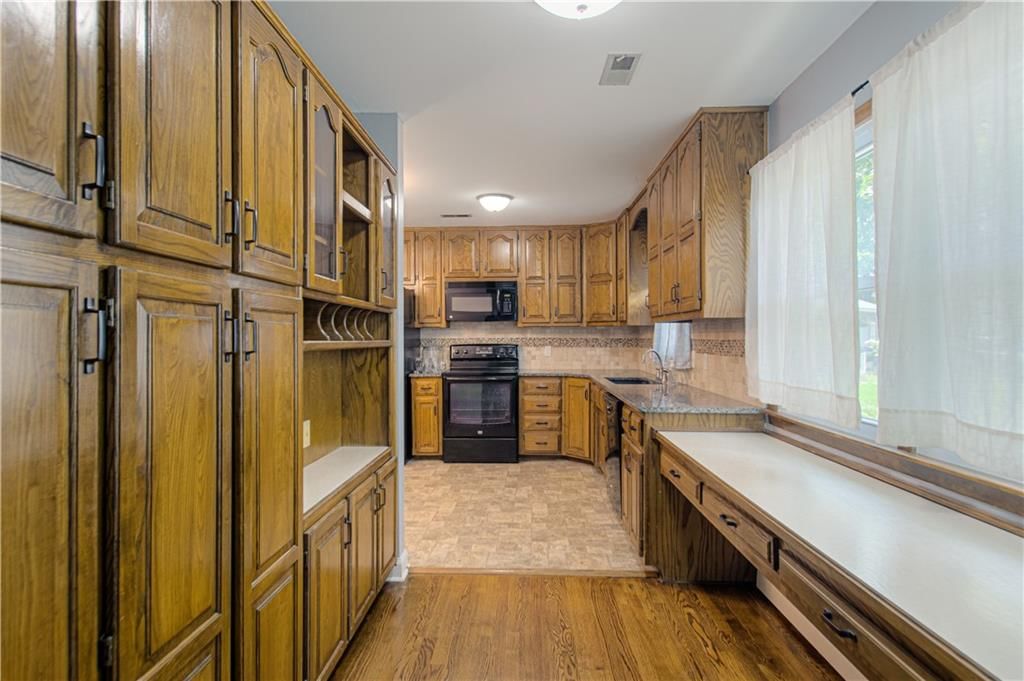 1229 Westboro Circle — photo 5