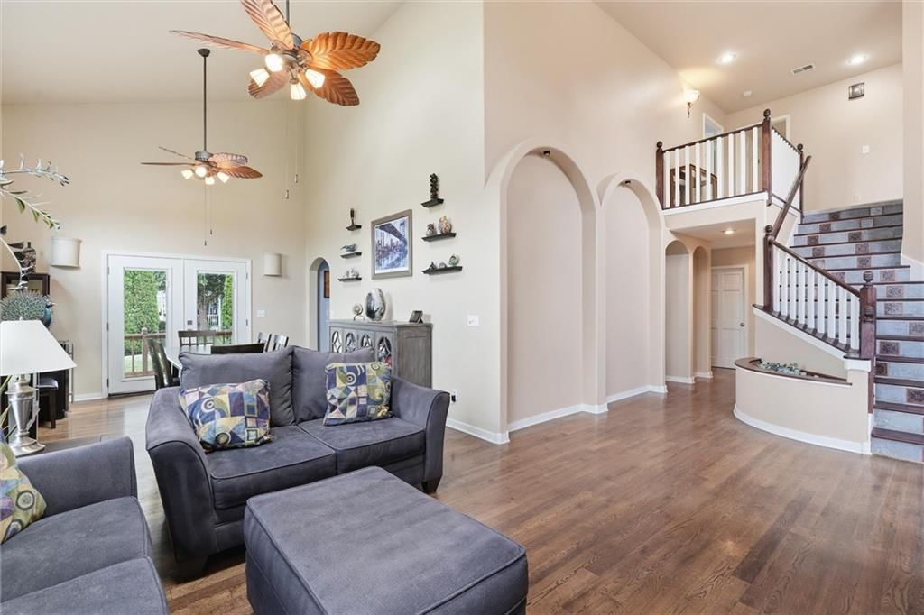 901 SW Raintree Drive — photo 16