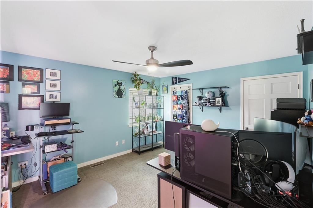 901 SW Raintree Drive — photo 25