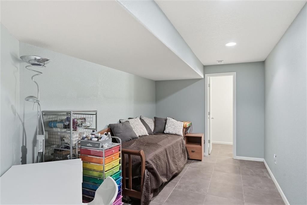 901 SW Raintree Drive — photo 45