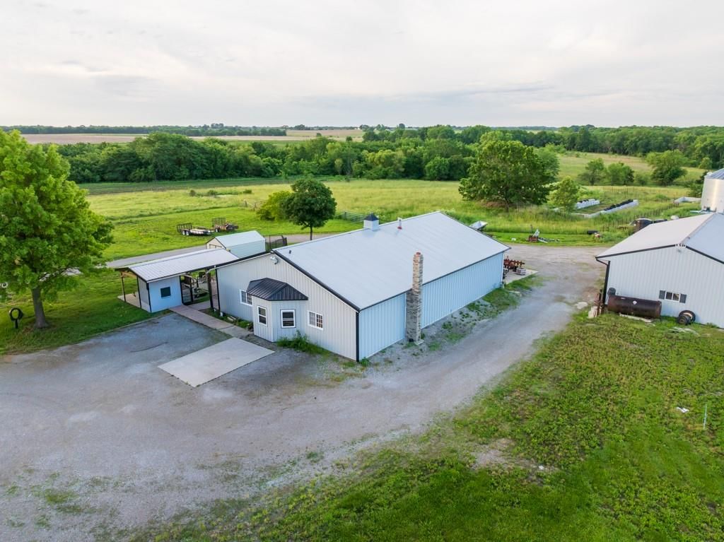 570 SE PP Highway — photo 8