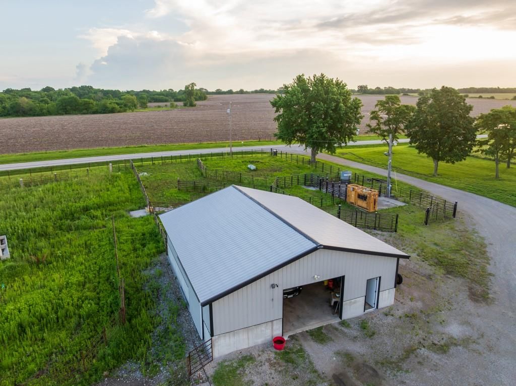 570 SE PP Highway — photo 10