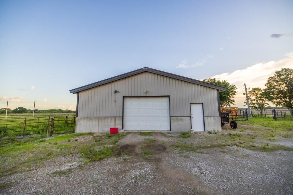 570 SE PP Highway — photo 31