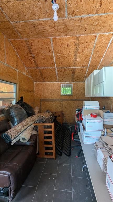 7002 E 102nd Street — photo 35