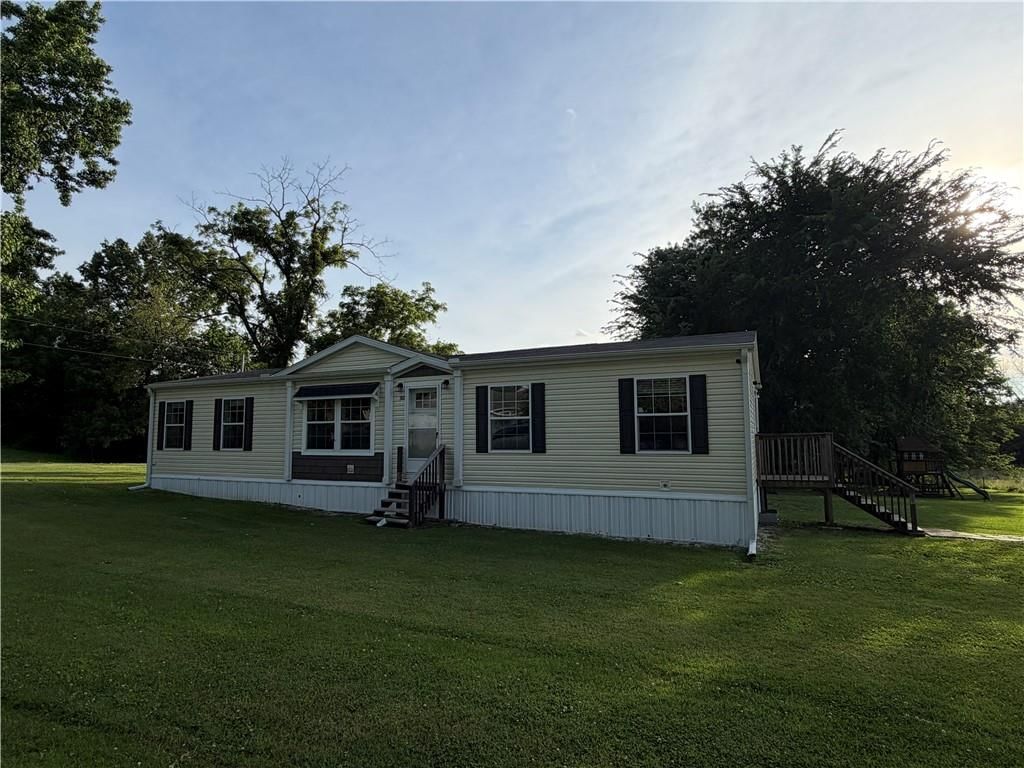 322 Highland Street — photo 2