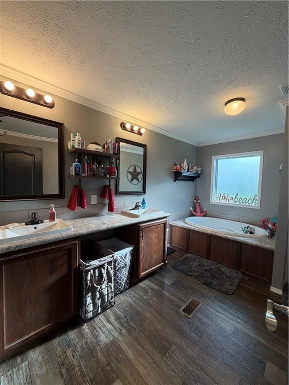 322 Highland Street — photo 12