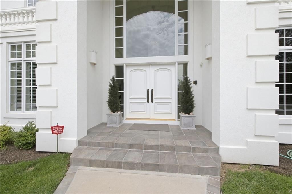 6517 Ridge Road — photo 3