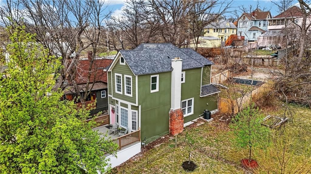 838 Sandusky Avenue — photo 6