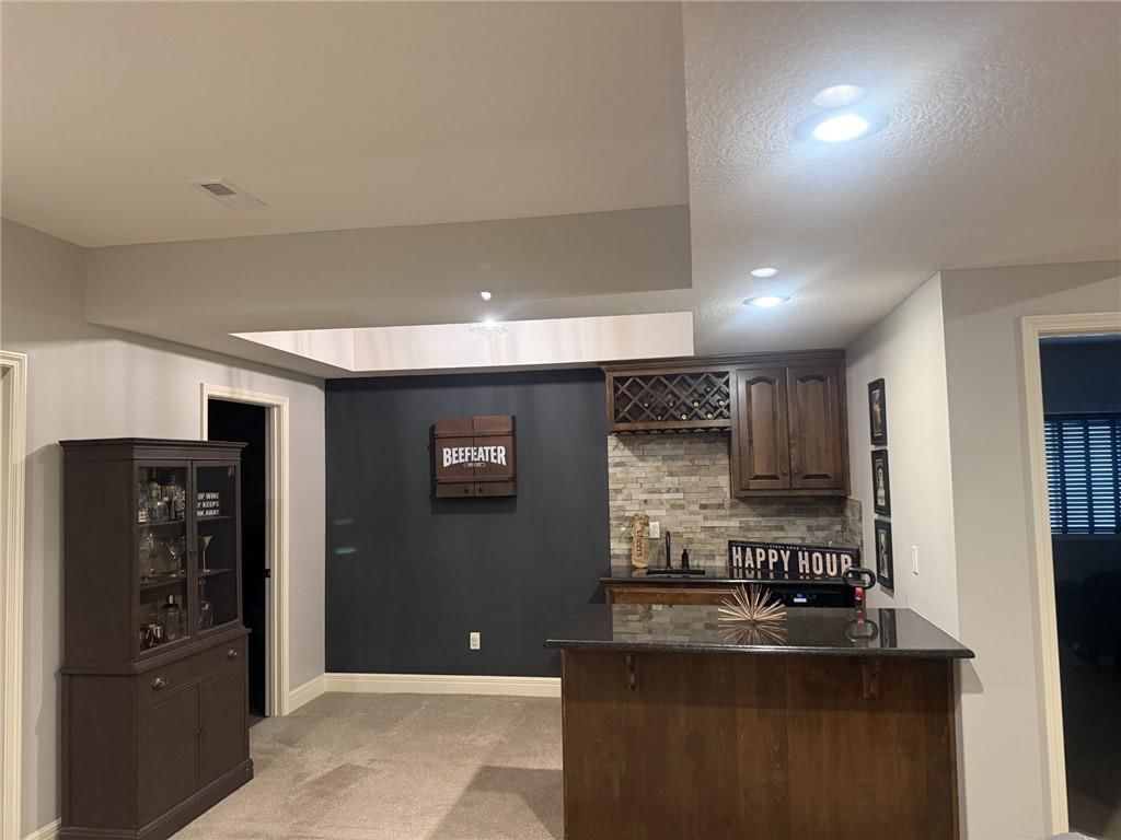 9001 N Norton Avenue — photo 17