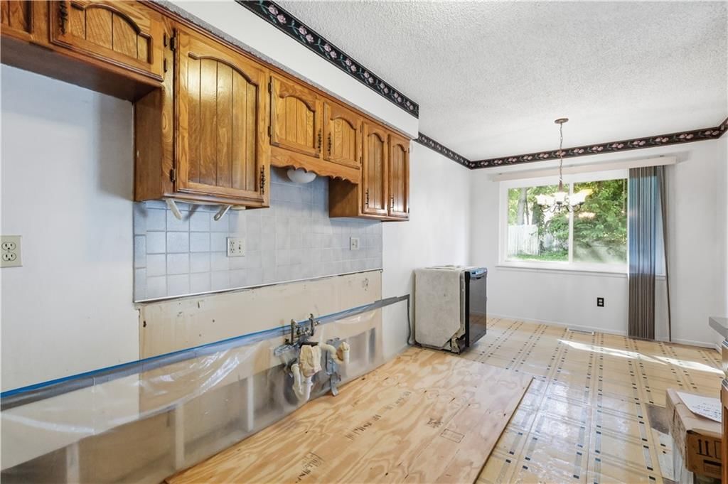 325 Brownfield Drive — photo 11