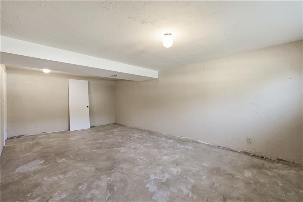 325 Brownfield Drive — photo 26