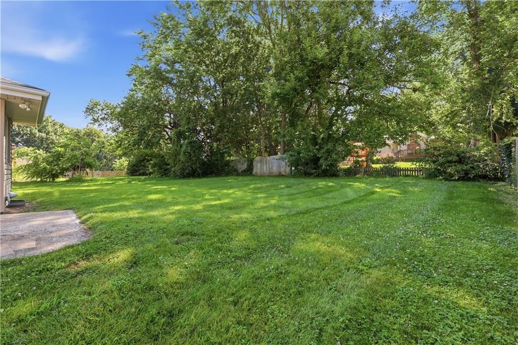325 Brownfield Drive — photo 32
