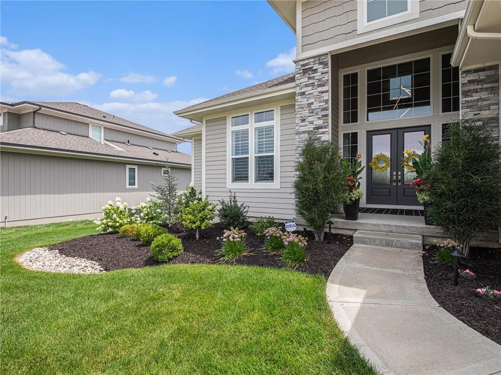 17309 Stearns Street — photo 4