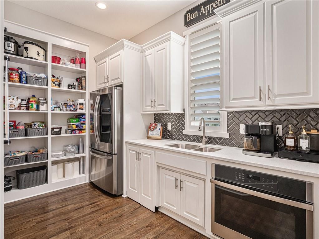 17309 Stearns Street — photo 15