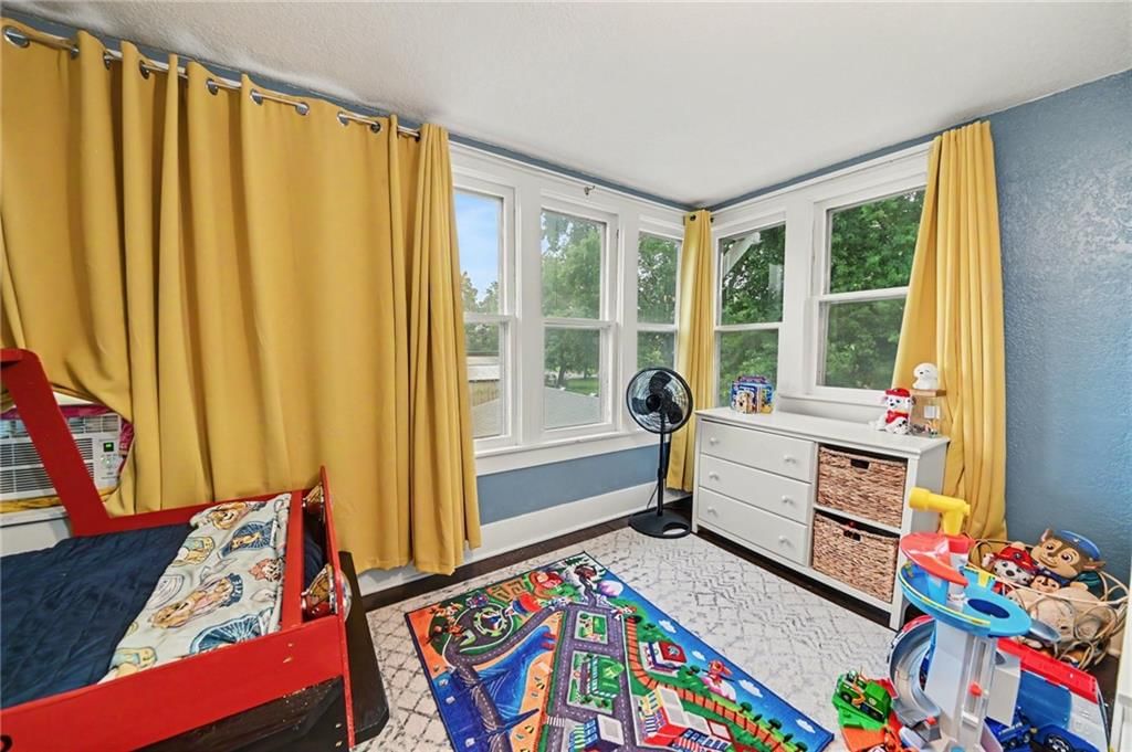 117 Juniatta Street — photo 22