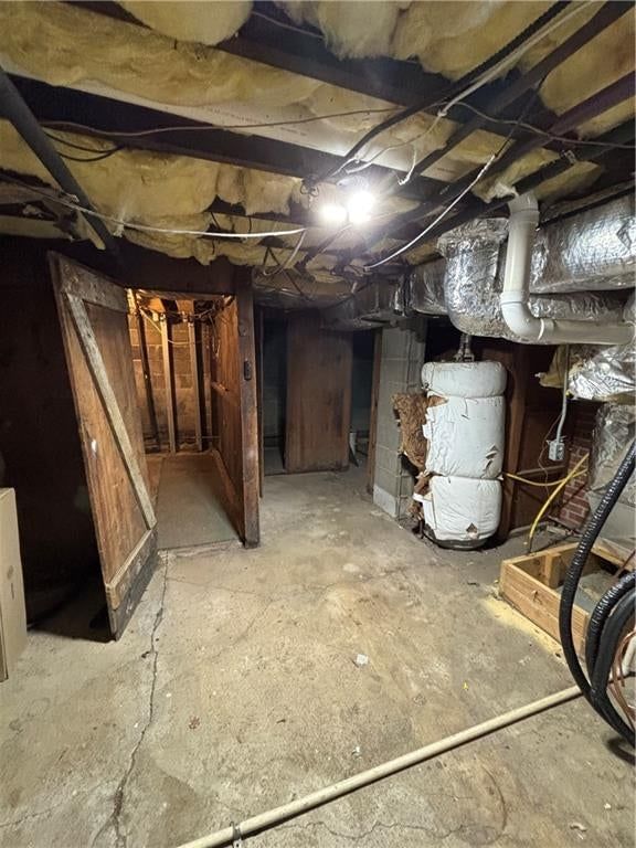 114 E Lincoln Street — photo 13