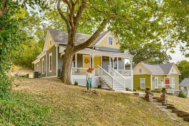 436 E Broadway Avenue — photo 1