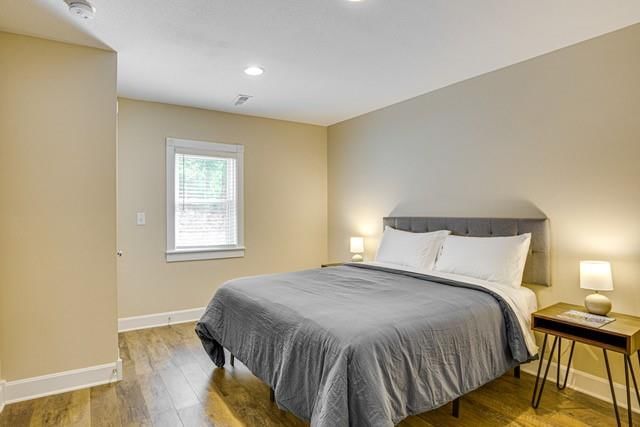 436 E Broadway Avenue — photo 10