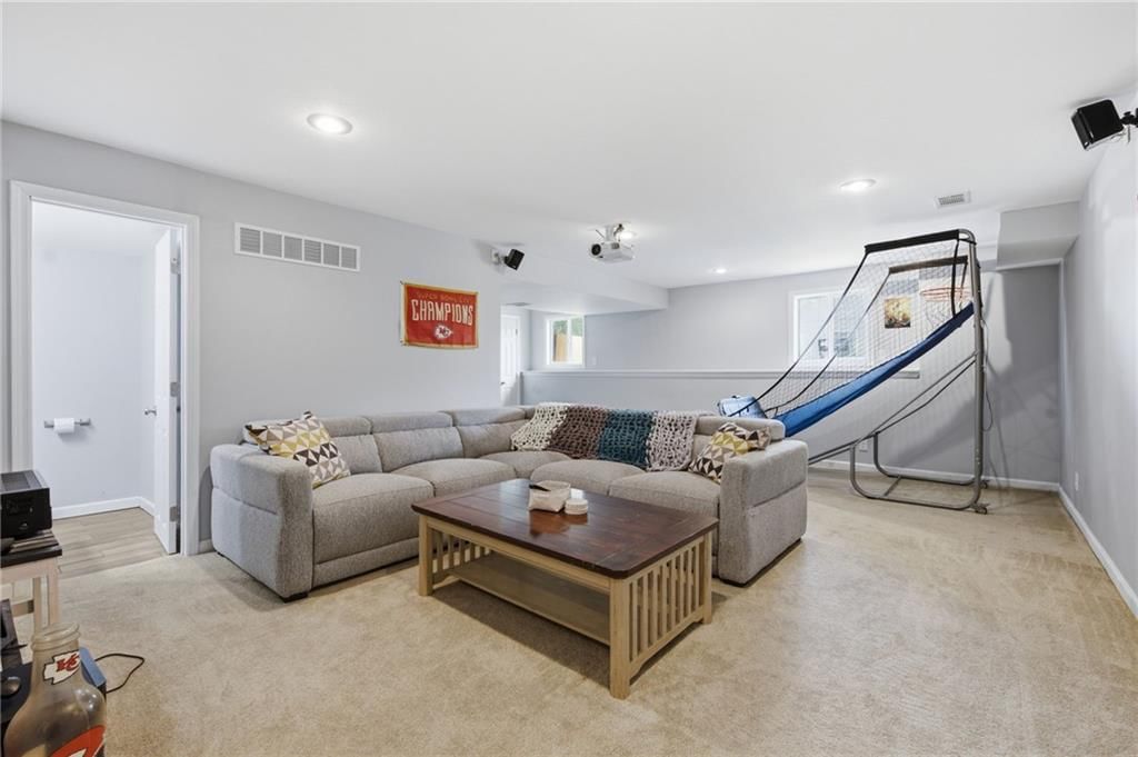 11500 W 116th Street — photo 31