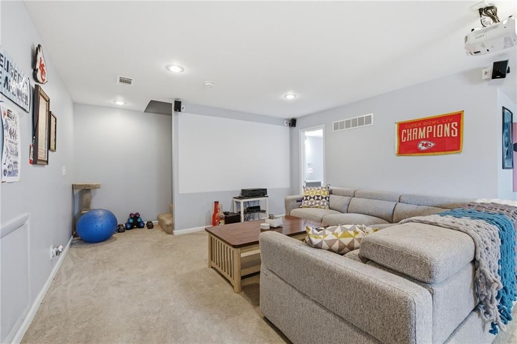 11500 W 116th Street — photo 32
