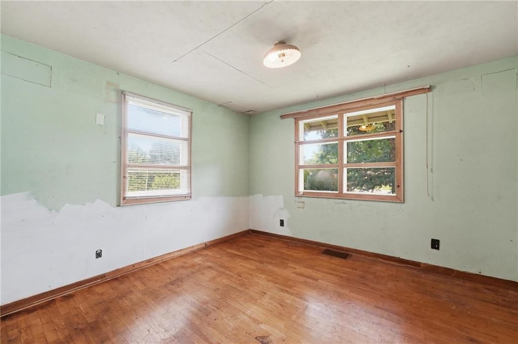 2514 S Hawthorne Avenue — photo 13