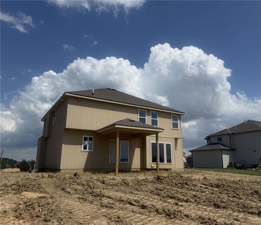 9006 N Poplar Avenue — photo 2