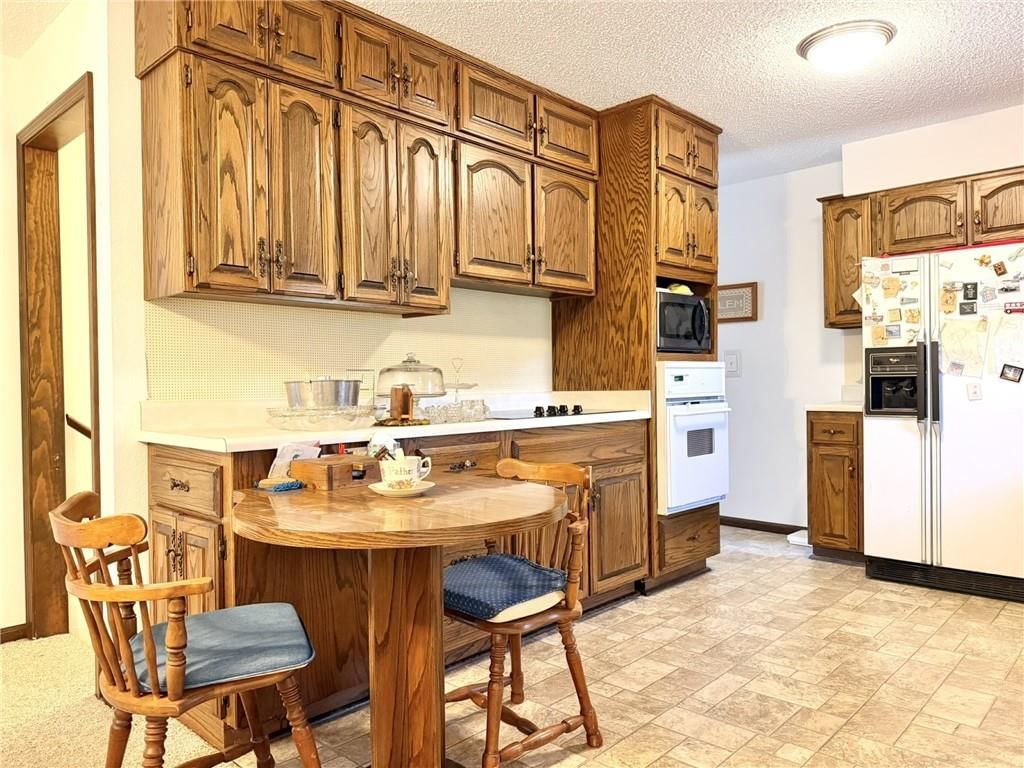 707 Lake Manor Drive — photo 10