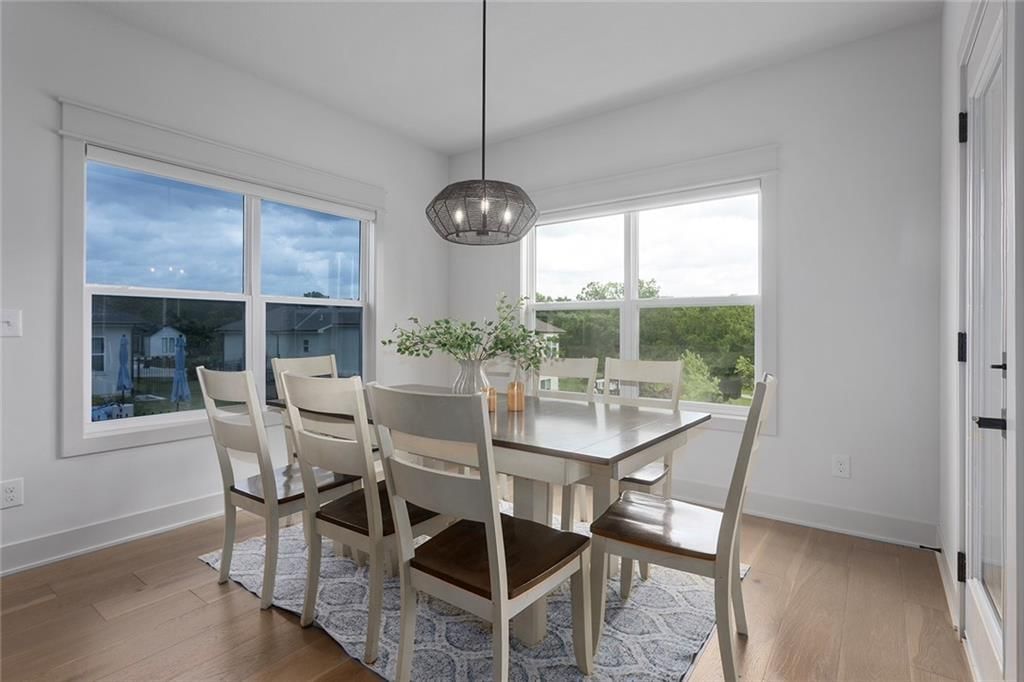 404 NE Pavilion Drive — photo 14