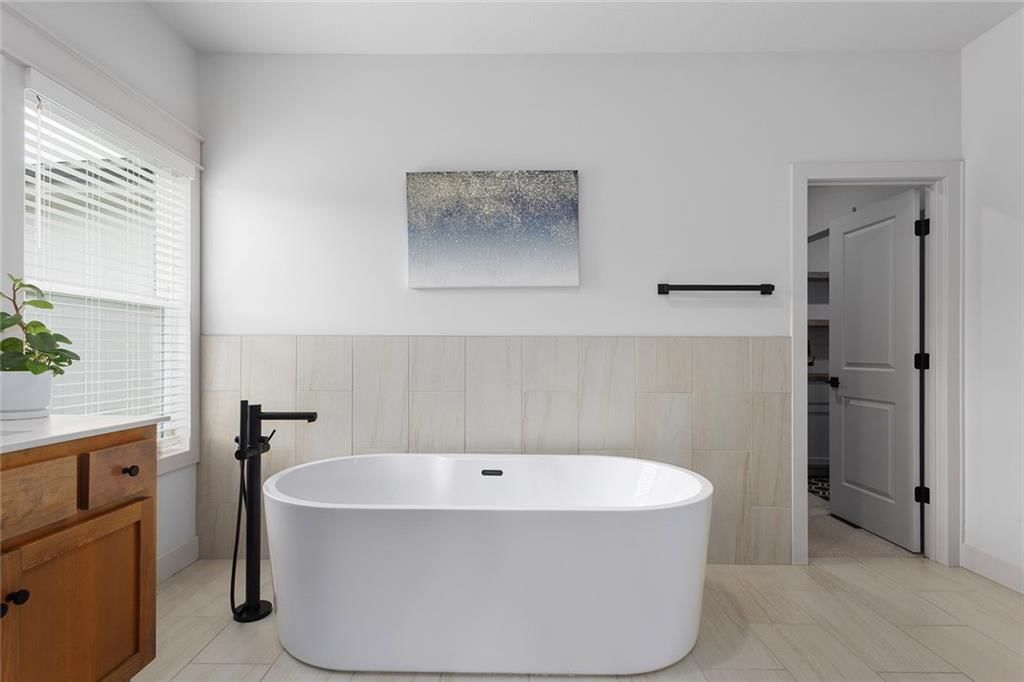404 NE Pavilion Drive — photo 18