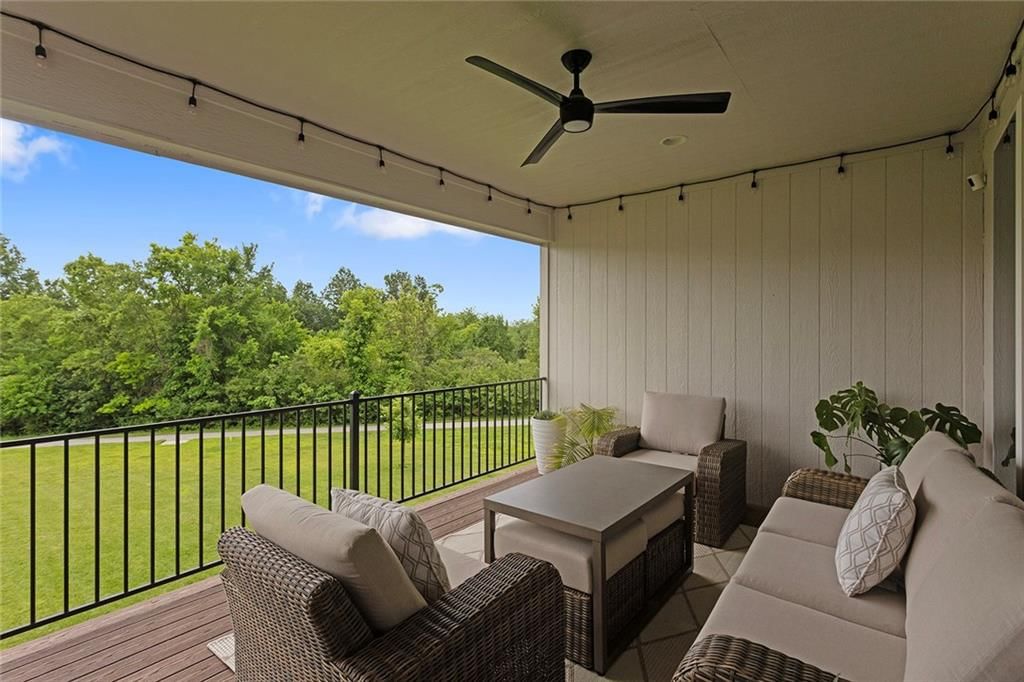 404 NE Pavilion Drive — photo 44